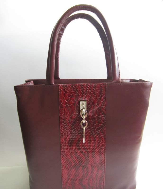 Бордовая женская кожаная сумка М 130