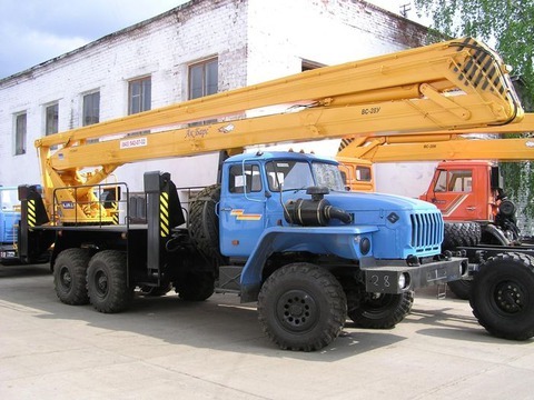 Автогидроподъемник ВС-28У