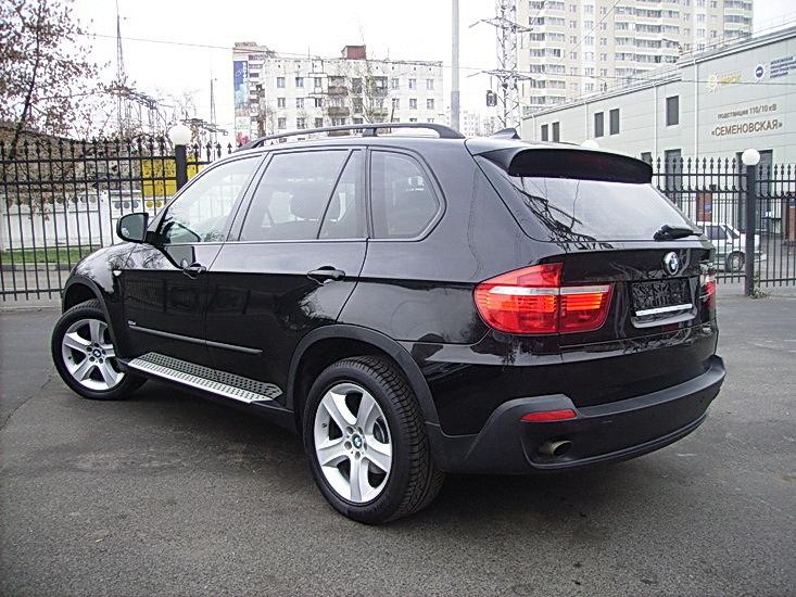 Автомобиль BMW X-5