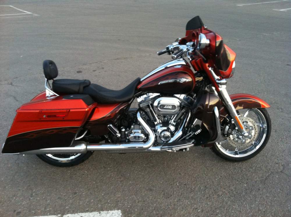 Harley-Davidson Street Glide FLHXSE3 2012