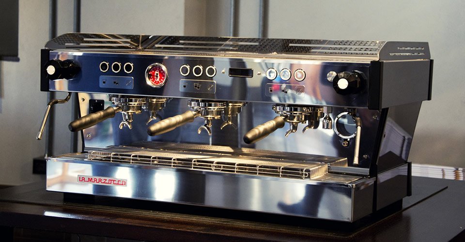 Кофемашина LaMarzocco Strada EE 3