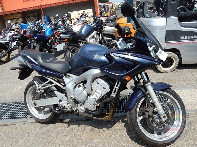 Мотоцикл  дорожный No. B4648 Yamaha FZ6-S FAZER