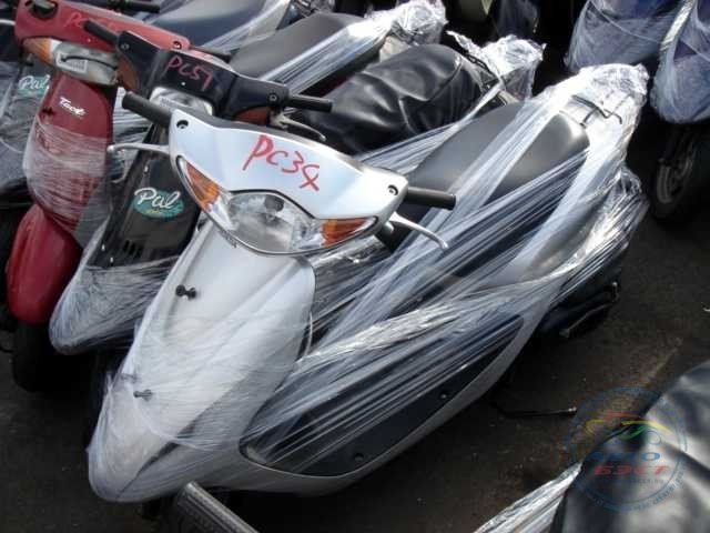 Мотоцикл  скутер No. MB6-034 Honda  DIO