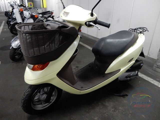 Мотоцикл  скутер No. B5686 Honda  DIO CESTA