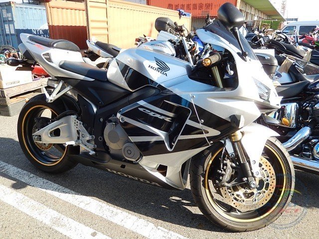 Мотоцикл  спортбайк No. B5545 Honda  CBR600RR