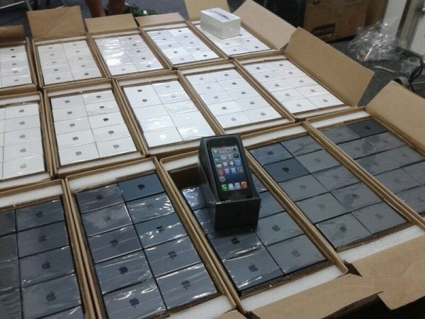 iPhone 5 16gb.