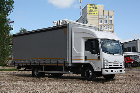 Комфортный закабинный спальник на базе шасси Isuzu ELF 9.5 (NQR90LM)