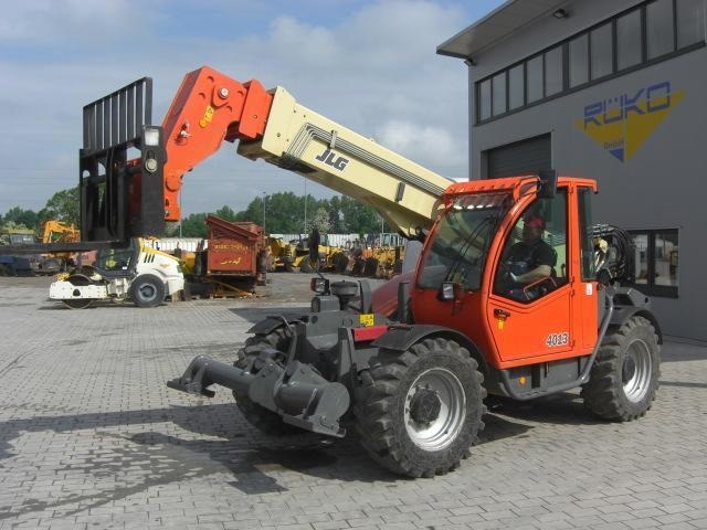 Телескопический погрузчик JLG 4013 PS