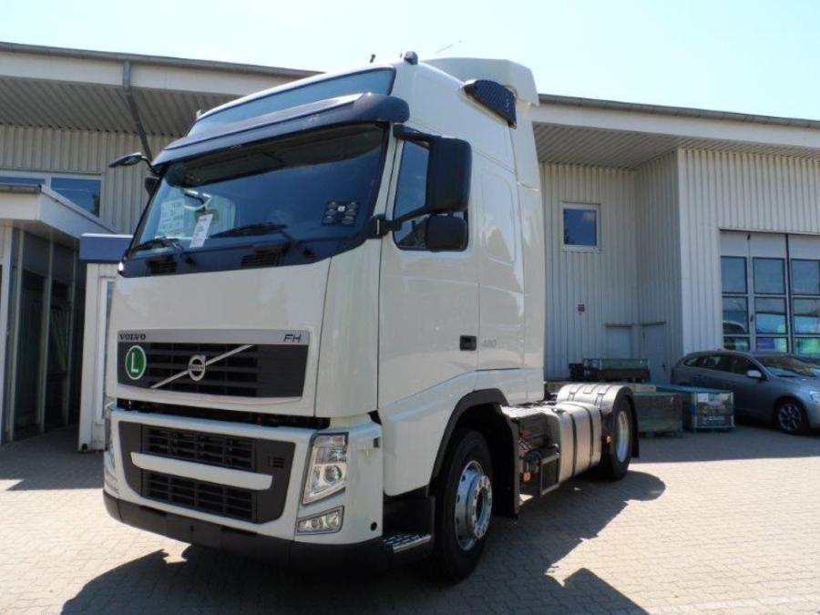 Седельные тягачи Volvo FH13.460 новый