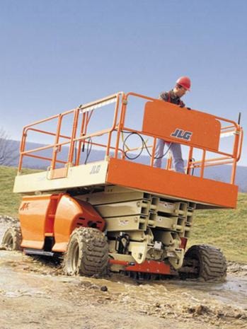 Ножничный подъемник JLG 203-24