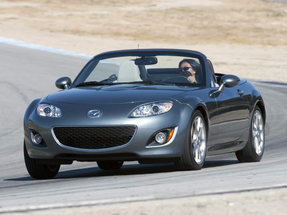 Mazda MX-5: доступный родстер