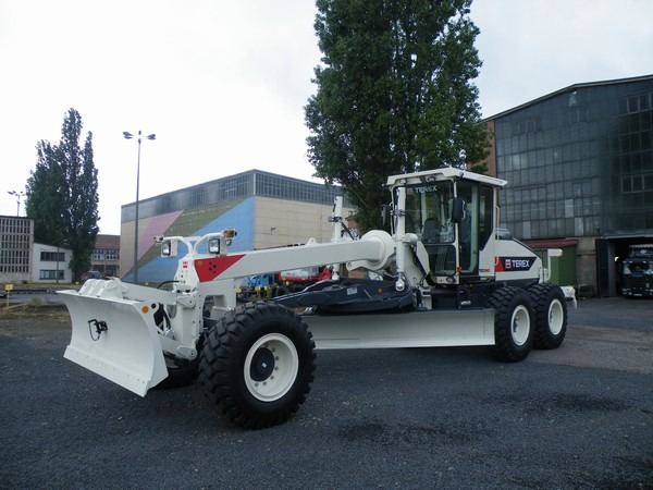 Автогрейдеры TEREX