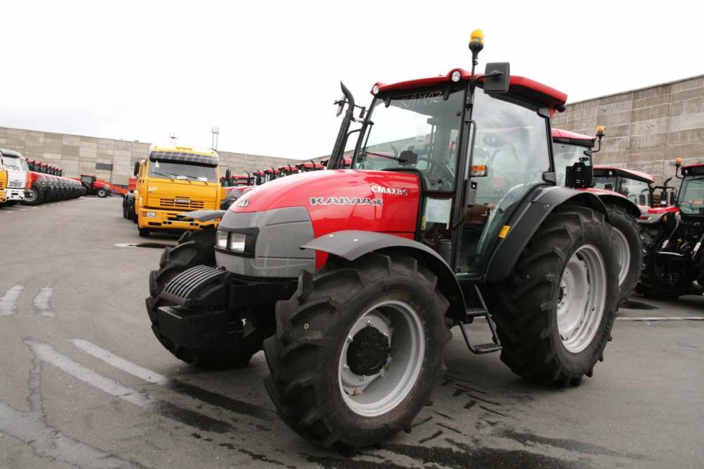 Трактор КАМАЗ (McCormick) CMAX 85