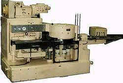 Автомат вакуум-закаточный КЗК-84 (автоматический, роторный, с механическим вакуумированием)