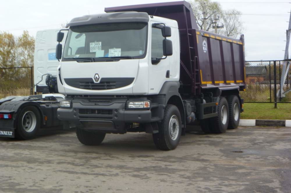 Самосвал Renault Kerax 6х4