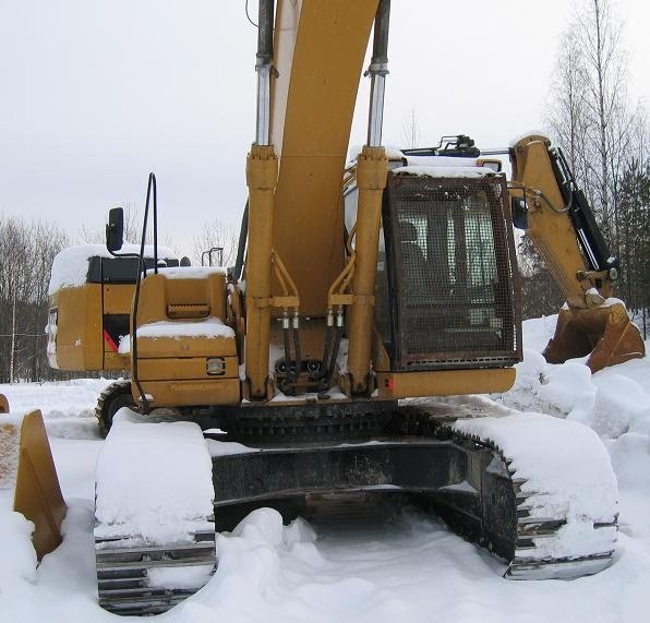 Экскаватор гусеничный CATERPILLAR 330D LME