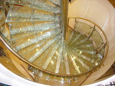 Лестницы стеклянные