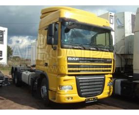 Контейнеровоз DAF XF 105.410