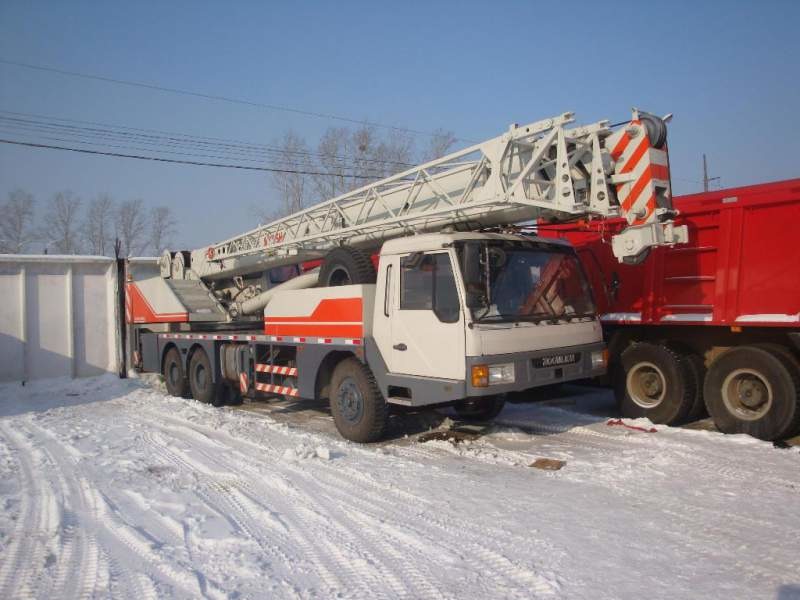 Автокран ZOOMLION QY25V532