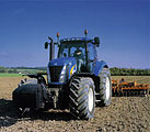 Универсально-пропашной трактор New Holland T 8040