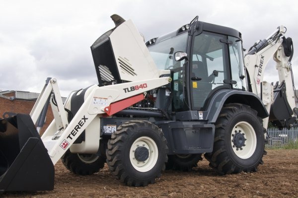 Экскаватор-погрузчик Terex 840