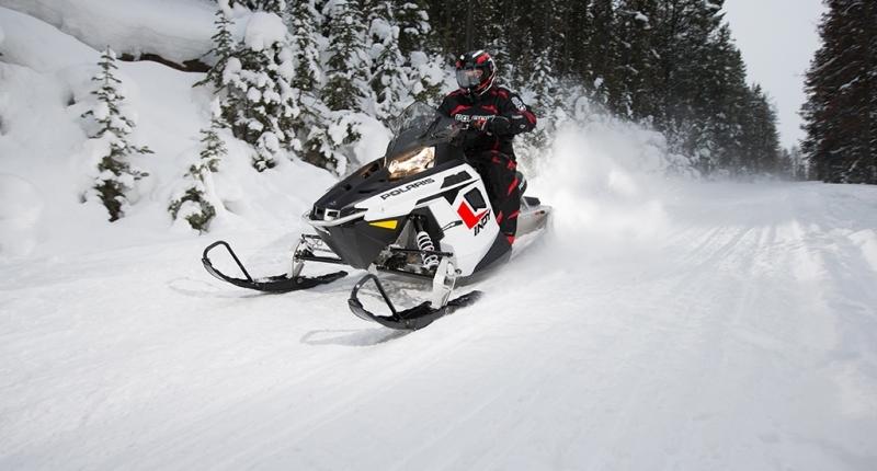 Cнегоход Polaris 550 indy Voyager White