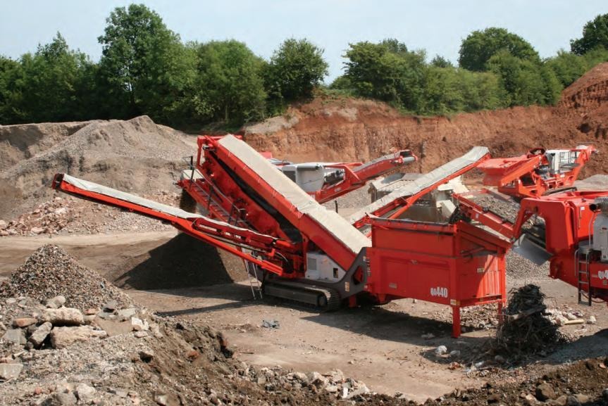 Мобильный грохот Sandvik QA440