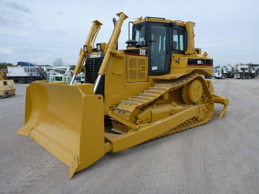 Гусеничный бульдозер CATERPILLAR D6R XL