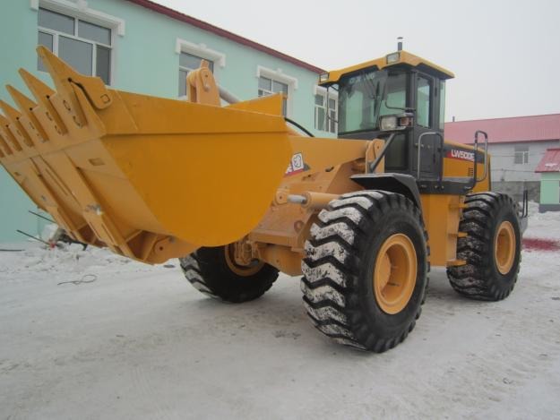 Фронтальный погрузчик XCMG LW500F