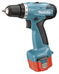 Шуруповерт аккумуляторный  MAKITA 6271 DWPE