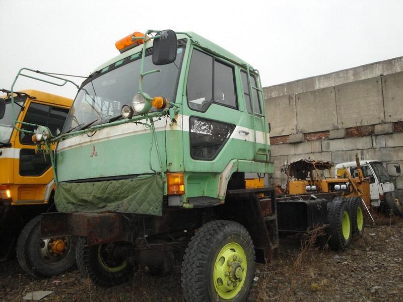 Снегоуборочная машина MITSUBISHI FUSO 1985 г