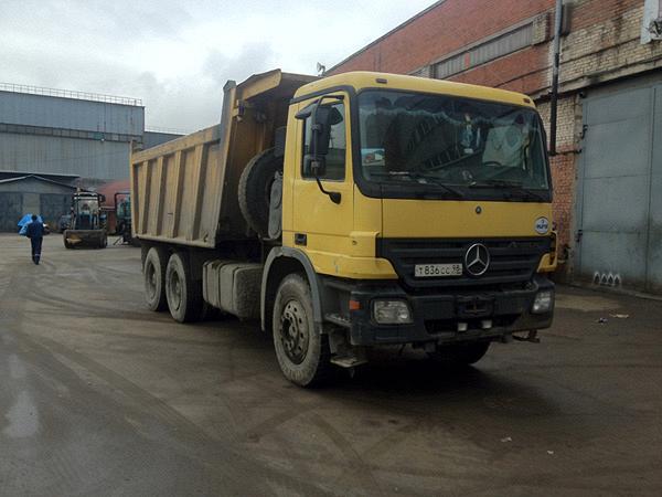 Самосвал Mercedes-Benz Actros 3341