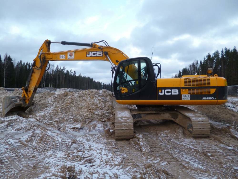 Экскаватор гусеничный JCB JS 260 LC, 2011 г