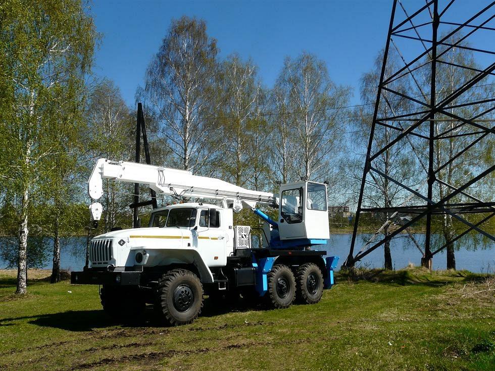 Машина для ремонта и строительства комплексная МРСК-512