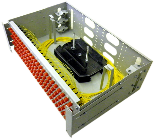 Корпус кросса 3U с 64 портами, 483х260х132 мм